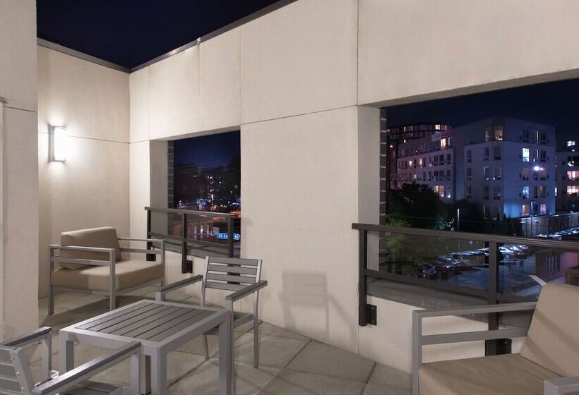 디럭스 스튜디오, Hilton Garden Inn Minneapolis University Area