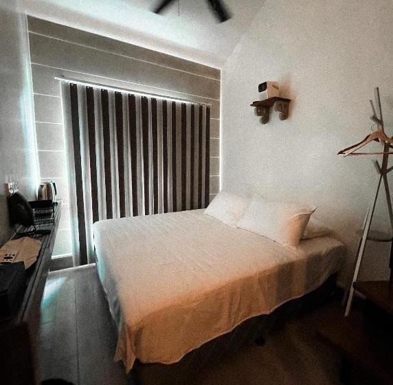 디럭스 트리플 룸, Urban Glamp Resort