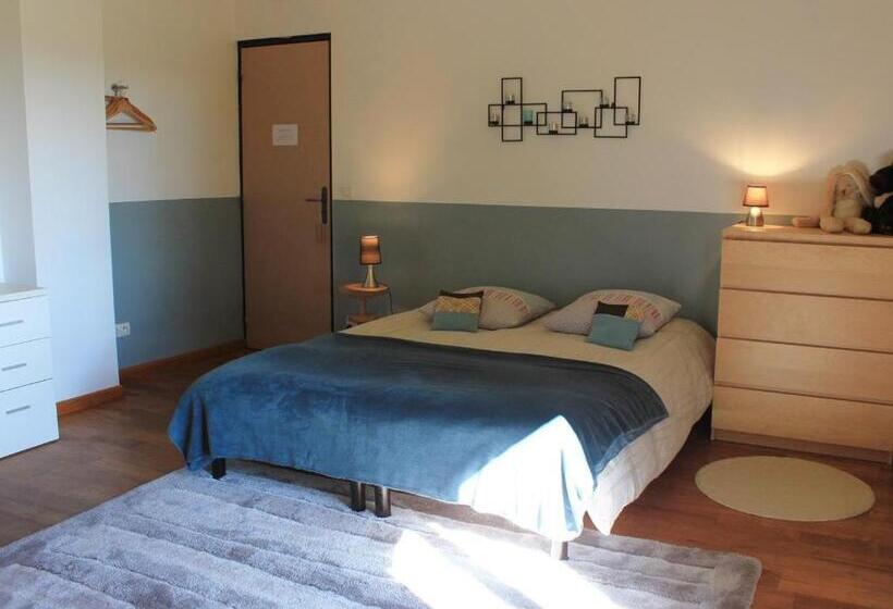 Номер Стандарт, Chambres D Hôtes Léone Haute