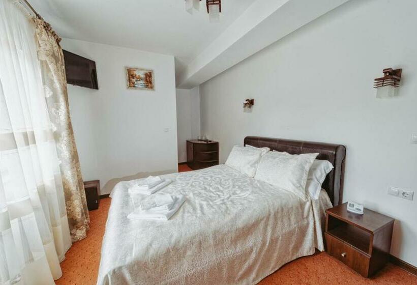 اتاق استاندارد, Complex Turistic Constantin Bucovina