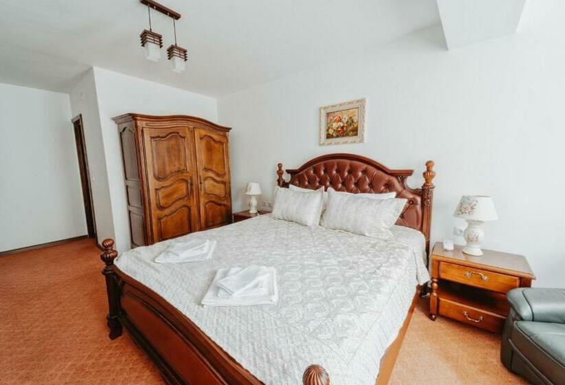 اتاق استاندارد با تخت بزرگ, Complex Turistic Constantin Bucovina