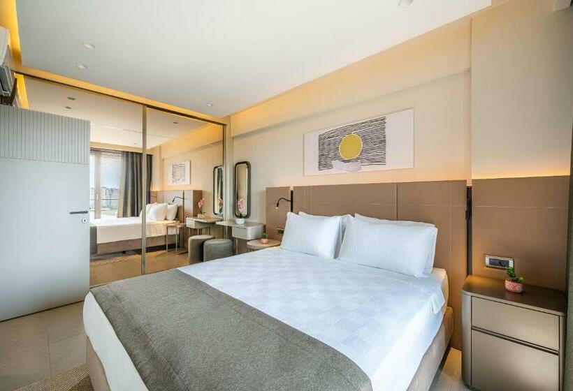 Апартаменты Superior 1 Спальня, Casamax Suites