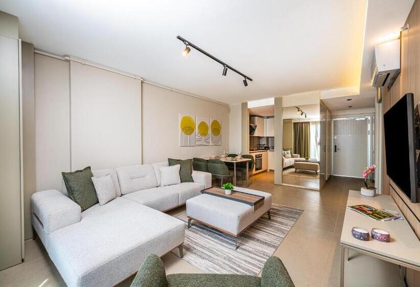 Апартаменты 1 Спальня, Casamax Suites