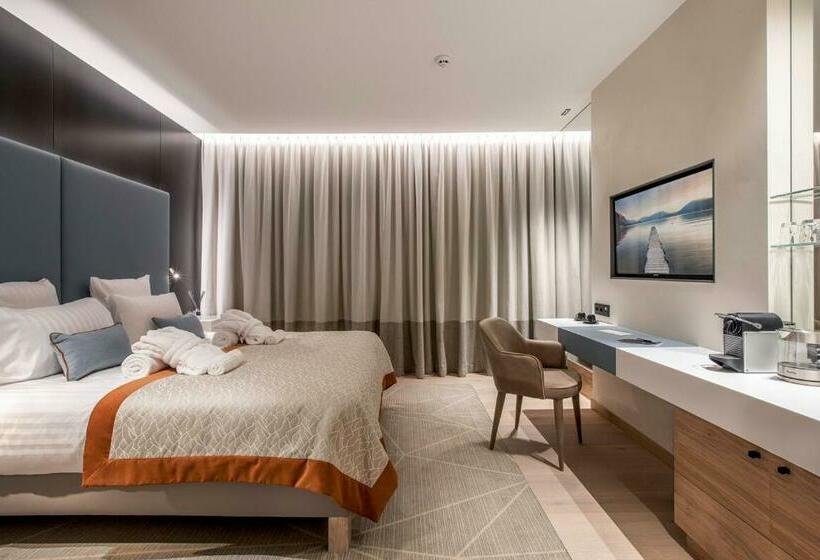 Номер Deluxe, Mgm Hotels & Residences   Hotel Alhena