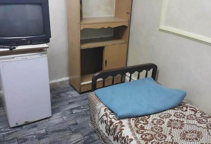 اتاق استاندارد یک نفره, Al Adel Hostel