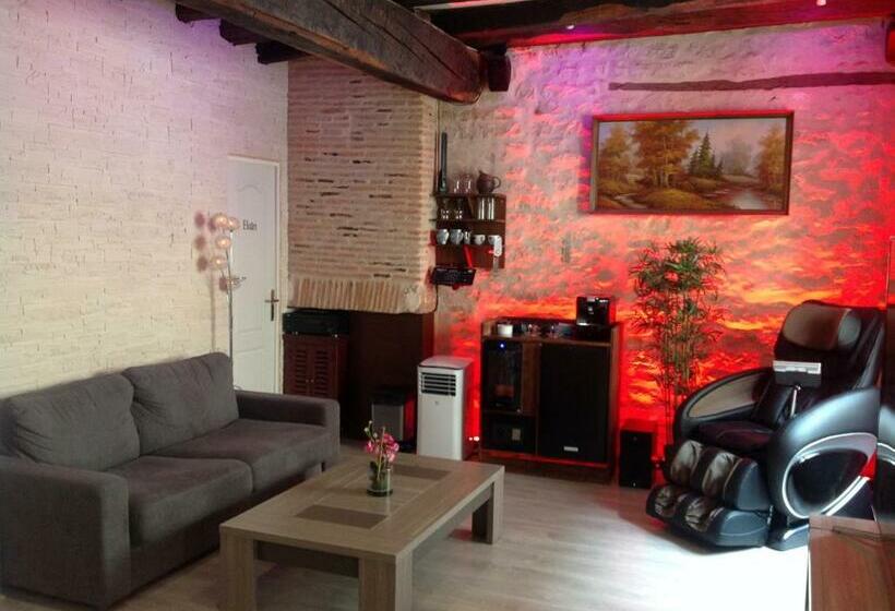 Номер Deluxe с Гидромассажем, Chez Stephanie