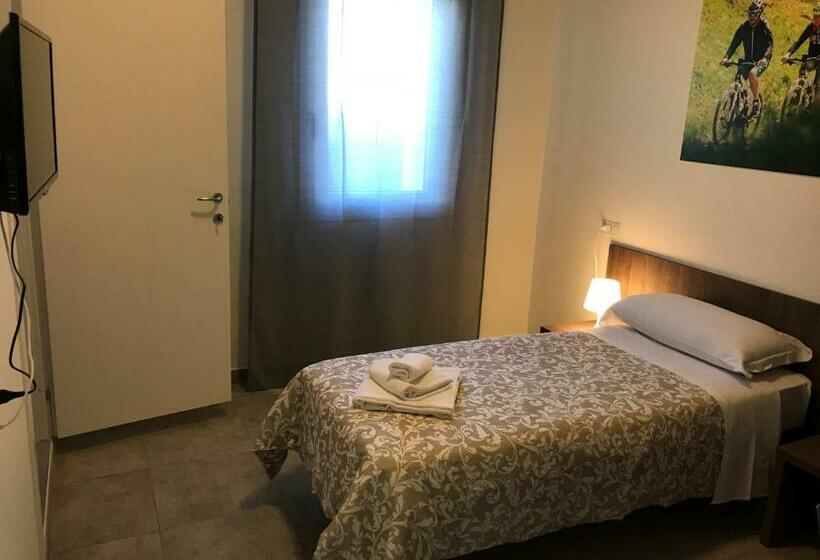 اتاق استاندارد یک نفره, Bed & Bike