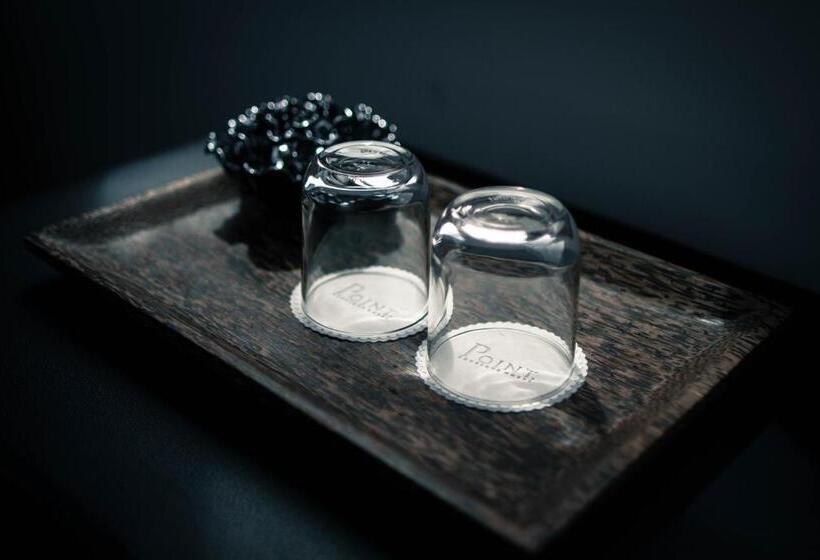 Люкс Кровать Кинг, Point Boutique
