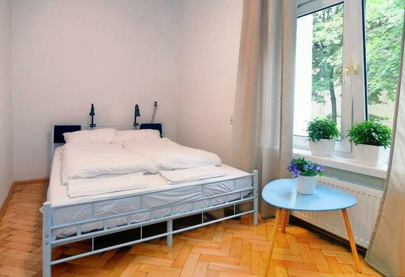 Quarto Estandar, Warsaw Hostel Centrum Private Rooms & Dorms
