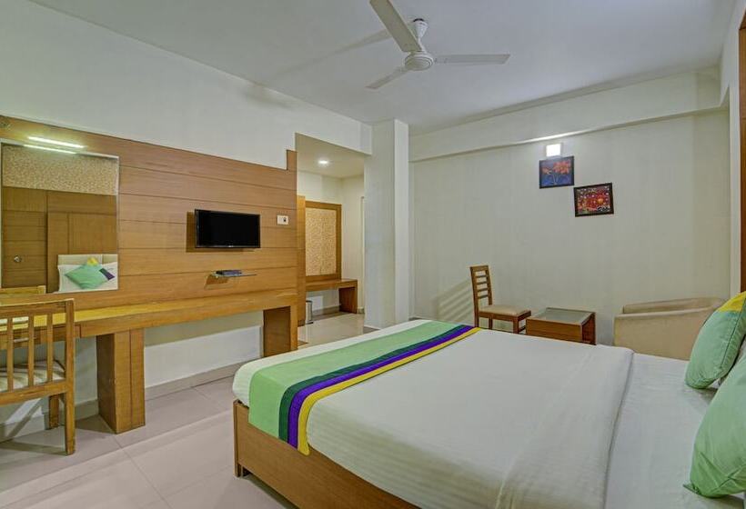 اتاق لوکس, Fabhotel The Green City   Nr Jawaharlal Nehru Stadium & Government Museum Chennai