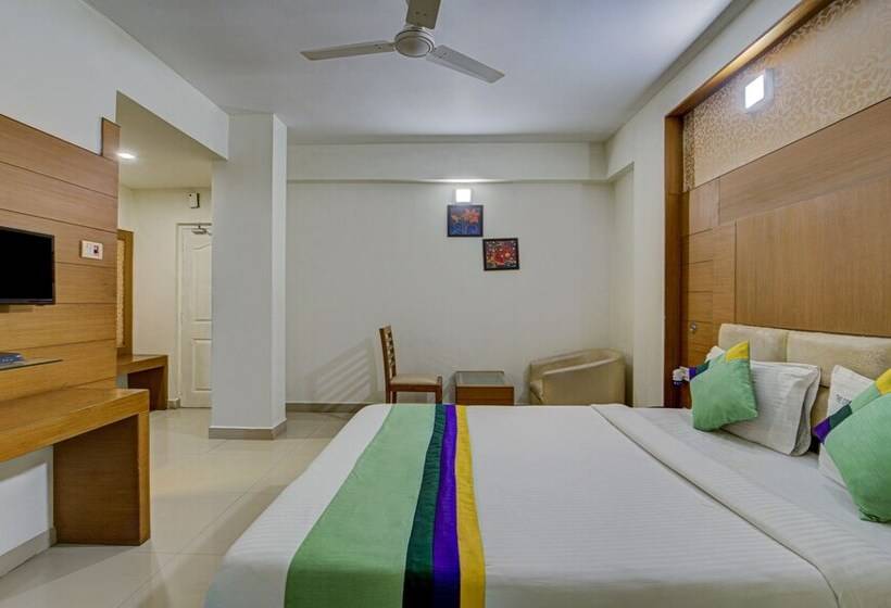 اتاق لوکس, Fabhotel The Green City   Nr Jawaharlal Nehru Stadium & Government Museum Chennai