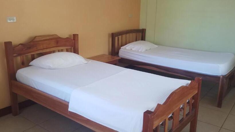 Standard room with outdoor bath, Hostal Miraflores B&b
