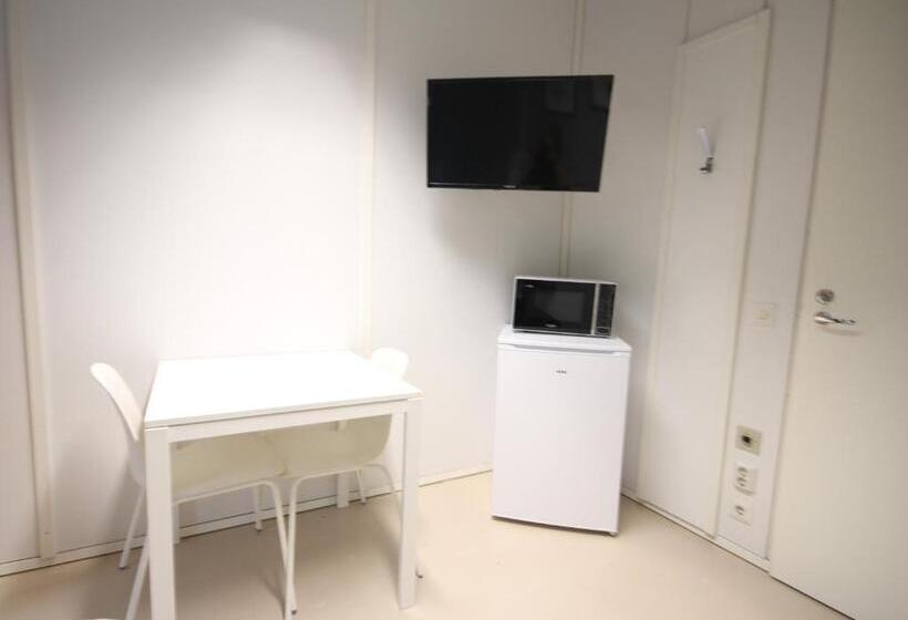 Номер Стандарт Совместная Ванная, Forenom Hostel Espoo Kilo