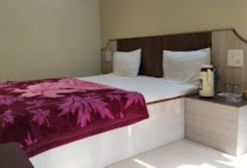 Номер Deluxe, Manas, Ambikapur