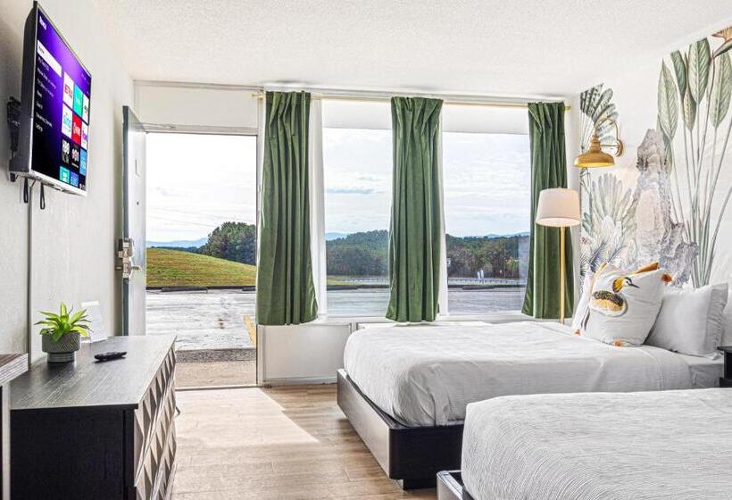 标准间带山景, The Mallard Hotel & Suites