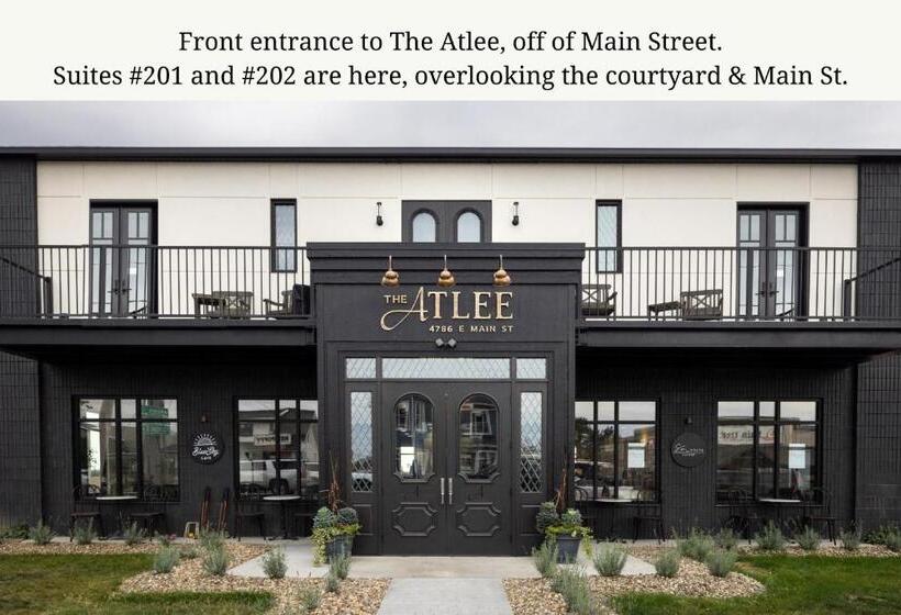 자쿠지 스위트, The Atlee Suites