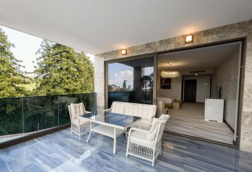 带1个卧室的带海景的公寓, Villa Elysium Park & Spa