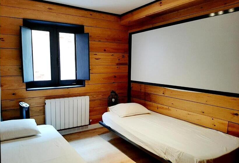 اتاق استاندارد, Hostal Erasmus By Gaiarooms