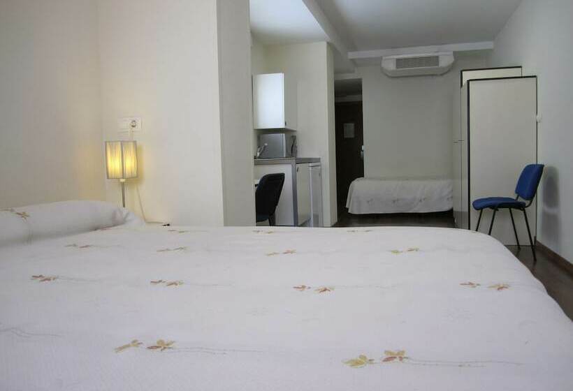 Номер Стандарт, Hostal El Estudio