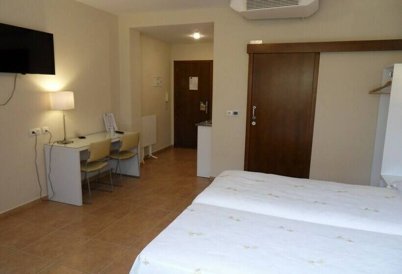 Номер Стандарт, Hostal El Estudio
