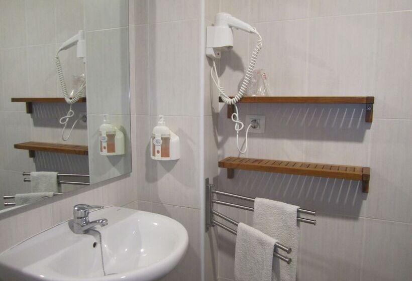 Номер Стандарт, Hostal El Estudio