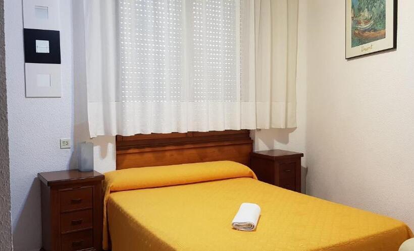 اتاق استاندارد یک نفره, Pension Salamanca