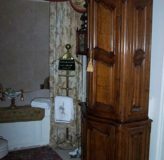 Люкс Мастер, Shadowlawn Bed And Breakfast