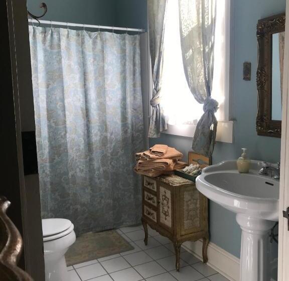 Люкс Кровать Квин, Shadowlawn Bed And Breakfast