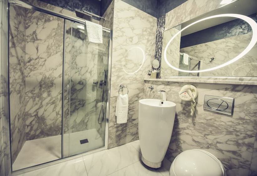 اتاق استاندارد, Spa Ice Resort