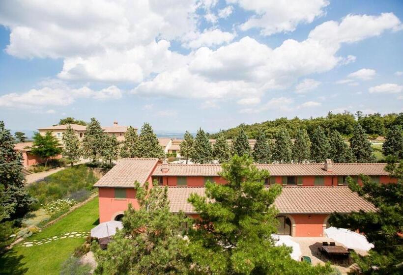 ２ベッドルームアパートメント, Luxury Resort With Swimming Pool In The Tuscan Countryside, Apartments With Private Outdoor Area Wit
