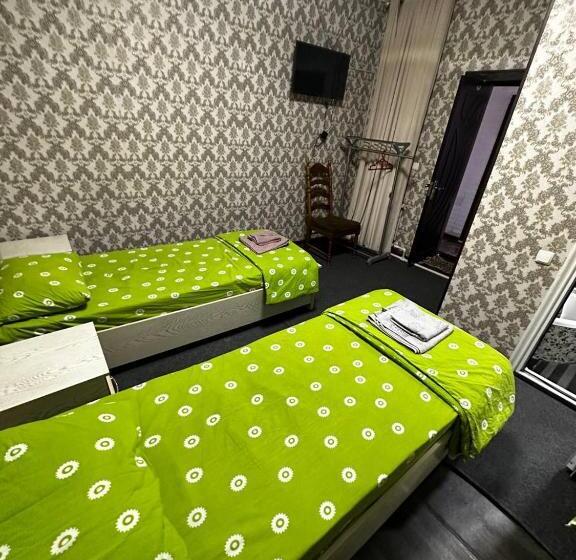 Номер Стандарт Трехместный, Alyusuf Guest House