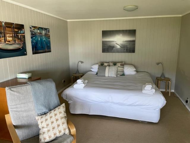 Номер Deluxe Вид на Море Боковой, The Pacific Room, Tapeka Point