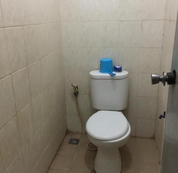 Номер Стандарт, Oyo Life 93009 Griya Nautika Sedati