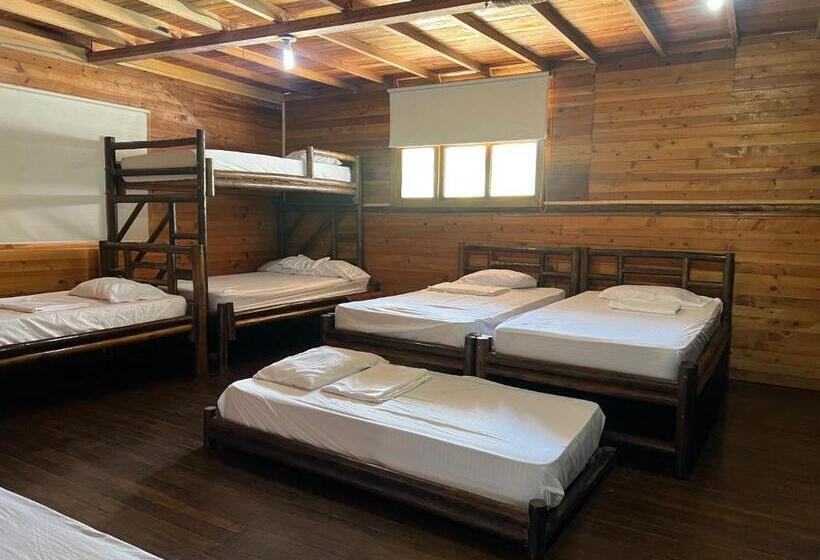 Семейный Номер, Hostal La Cabaña De Polo