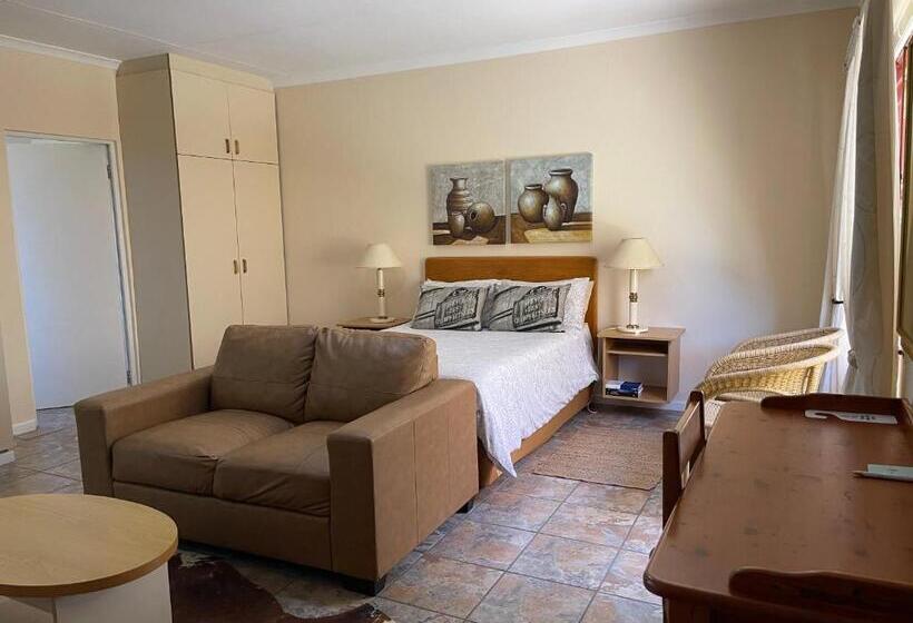 Номер Стандарт, Upper Room Guesthouse
