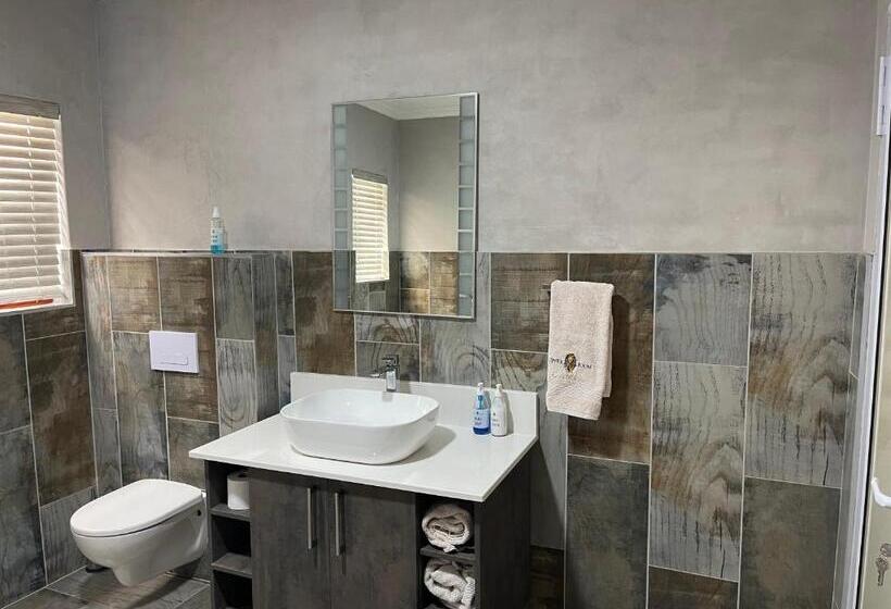 Номер Стандарт, Upper Room Guesthouse