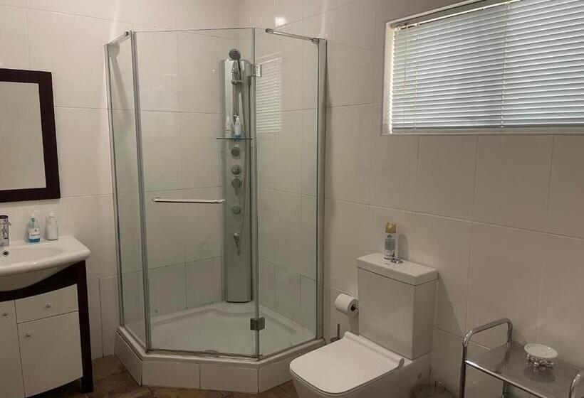 Стандартный Номер Кровать Кинг, Upper Room Guesthouse
