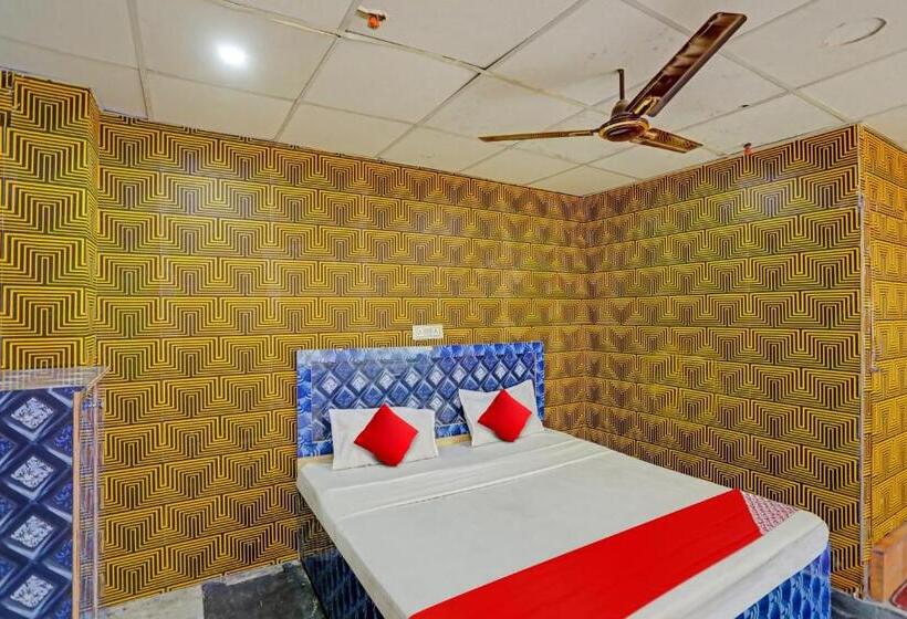 Трехместный Номер Классика, Oyo Flagship Hotel Aditya Inn