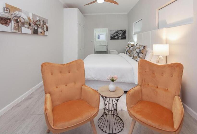 Люкс Deluxe Кровать Кинг, Absolute Ocean Boutique Guesthouse