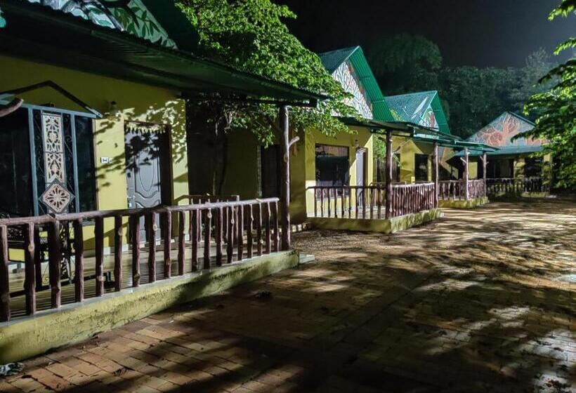 Номер Deluxe, Vrindavan Gopala Resort