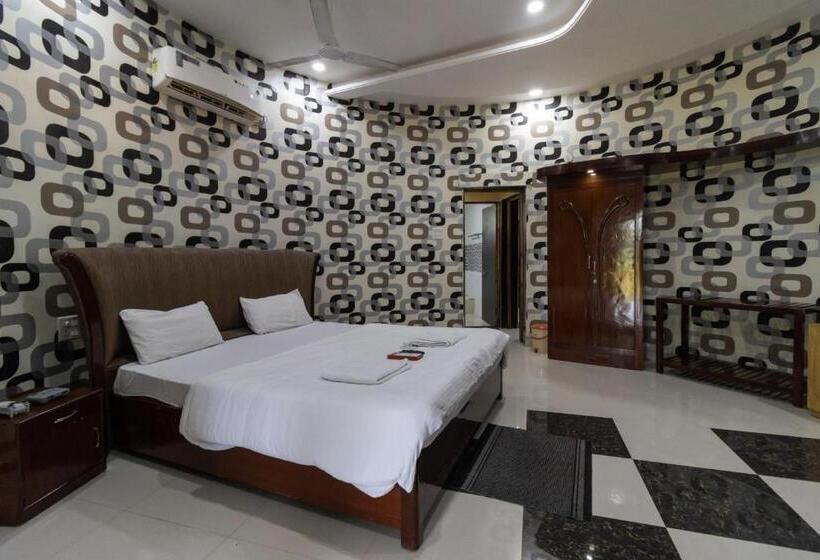 Президентский Люкс, Vrindavan Gopala Resort