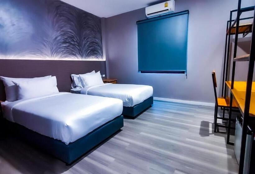 스탠다드 룸, The Riva Vientiane