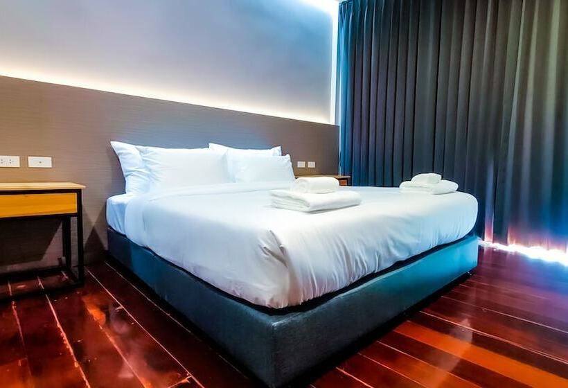 디럭스 룸, The Riva Vientiane