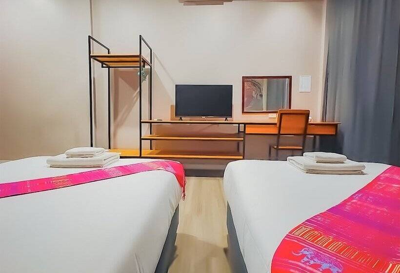 디럭스 룸, The Riva Vientiane