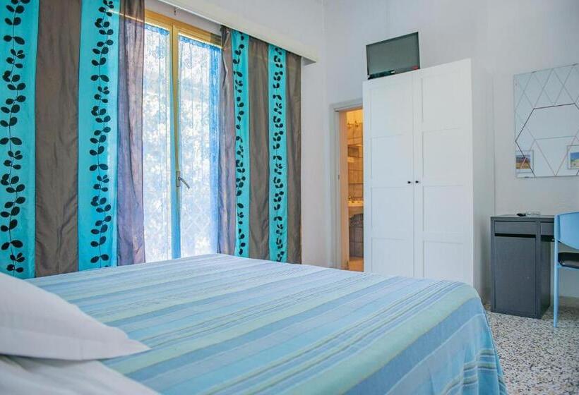 اتاق لوکس با بالکن, L Etrusco   San Vincenzo