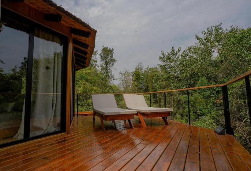 Президентский Люкс, Reserva Natural Iguazú   Pristine Luxury Camp