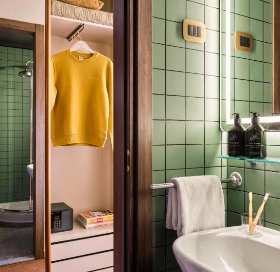 单人基本间, Max Brown Hotel Missori, Part Of Sircle Collection