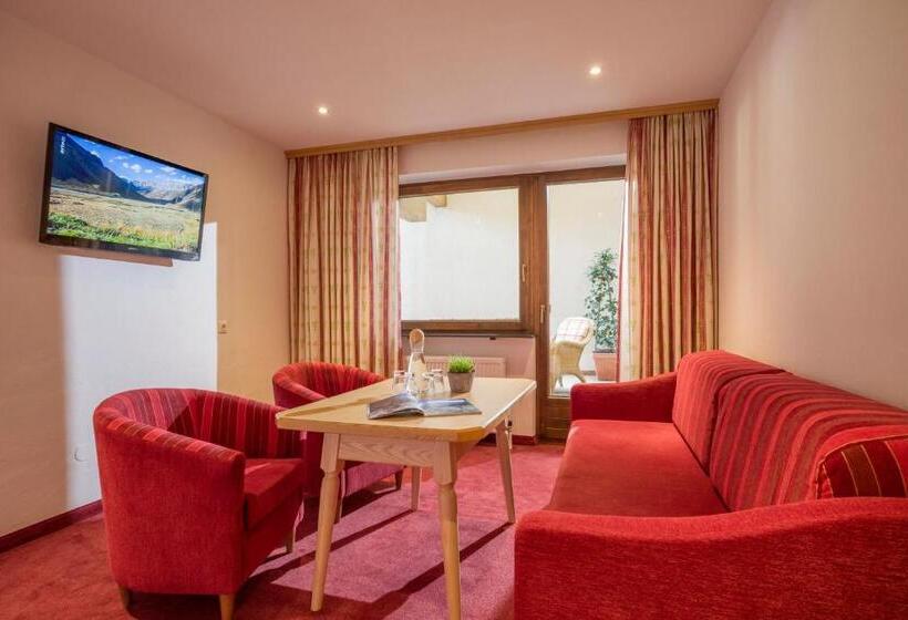 Семейный Номер Economy, Alpenhof Hotel Garni Suprême