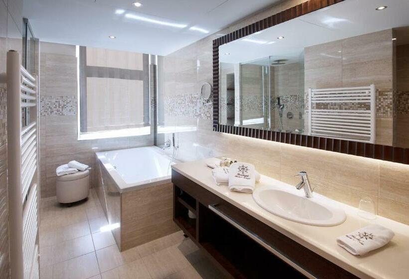 Люкс, Boutique Hotel Adria
