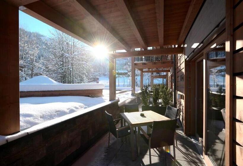Апартаменты 2 Спальни, Resort Tirol Am Wildenbach